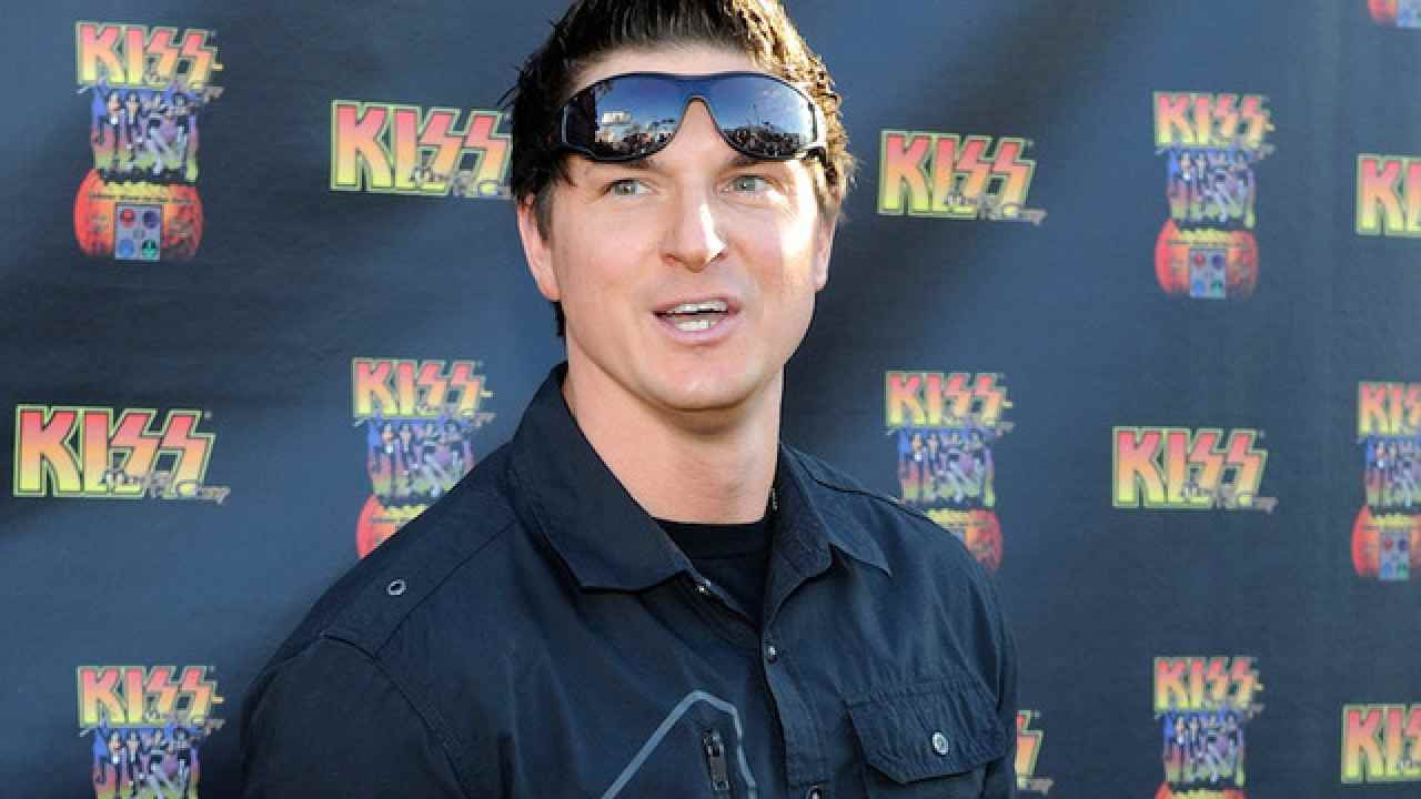 Who is Zak Bagans Wife? Girlfriend 2021 & Dating Life